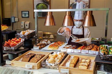 big hotel breakfast buffet|Your Guide to the Best Hotel Breakfast Buffets in Metro Manila .